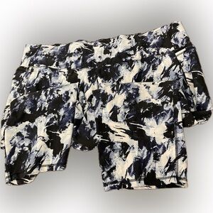 ⬇️lane Bryant livi active high rise Capri leggings 34/36